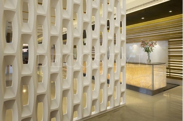 Apollo - decorative 3D wall partition made of plaster